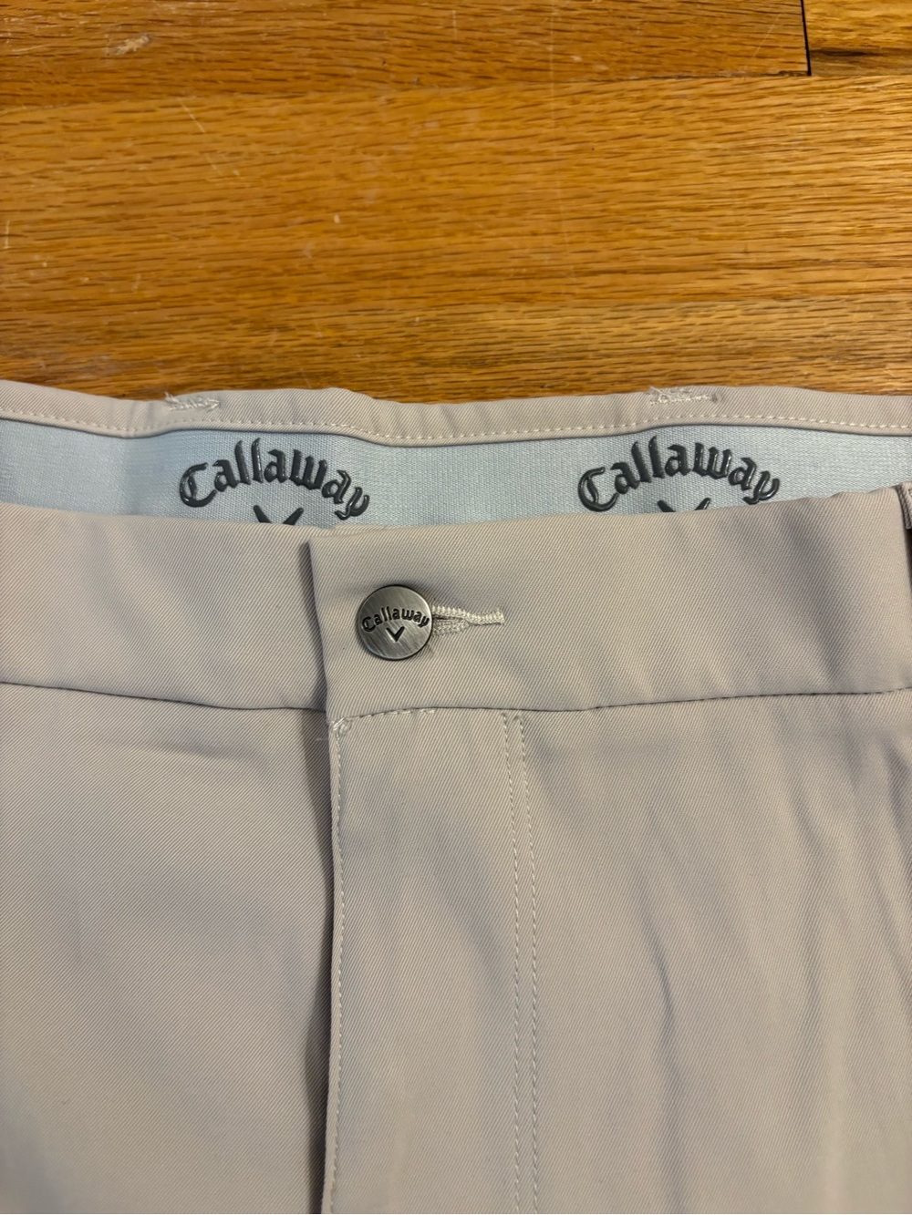 Callaway Men's Light Beige Golf Chinos - Picture 2 of 5